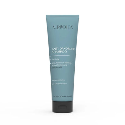 Anti-dandruff shampoo with salicylic acid – against dandruff and oily scalp